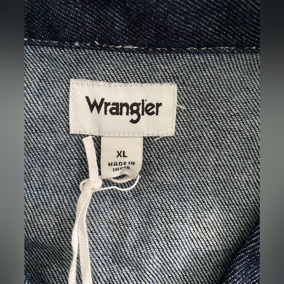 NWT Wrangler Boxy Work Shirt - Picture 7 of 9